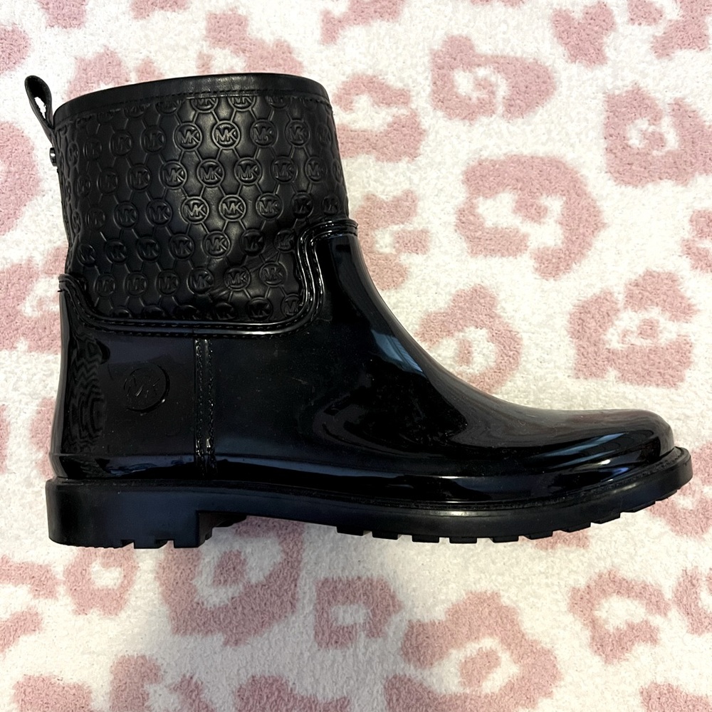 Micheal Kors Chelsea Rain Boots!!